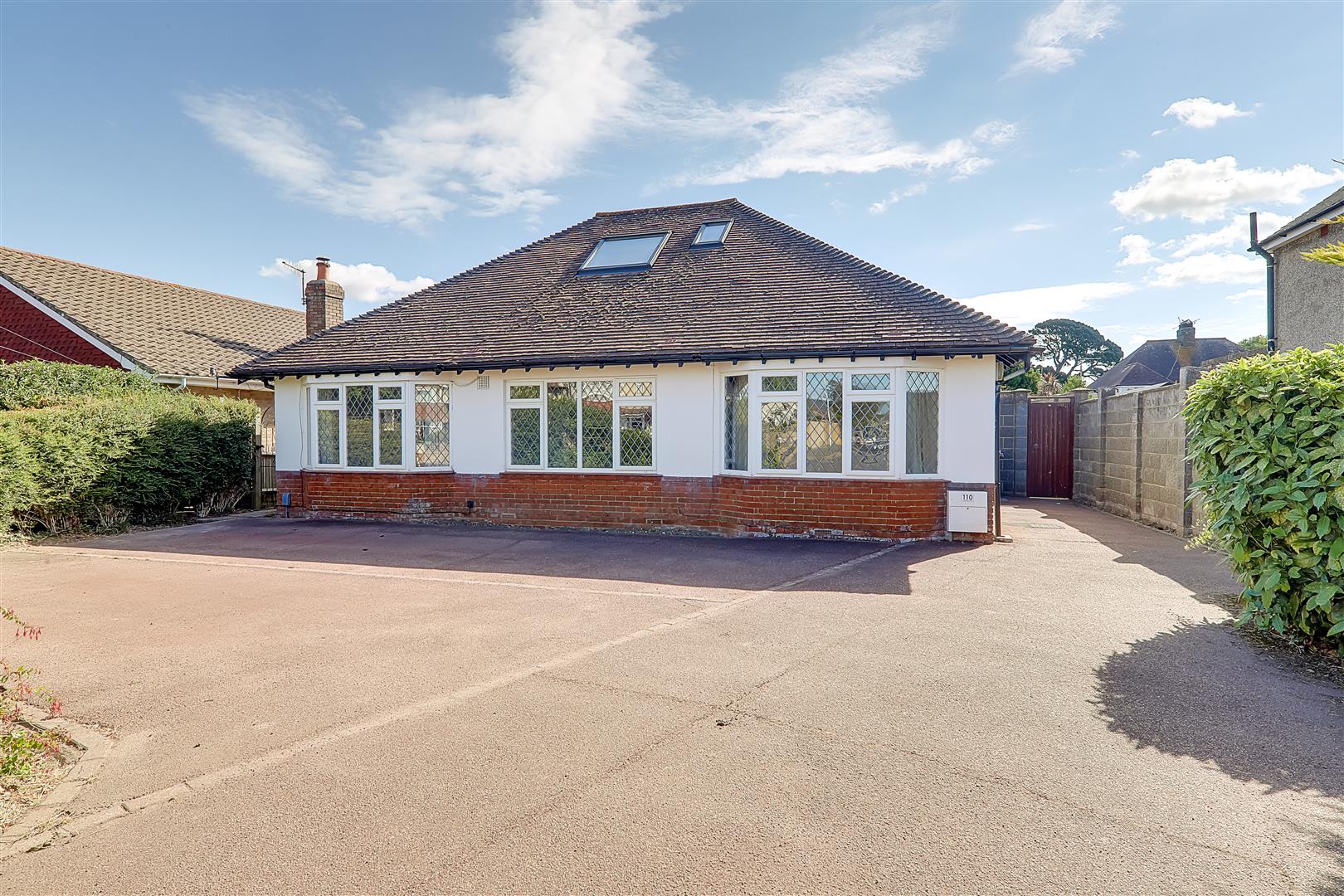 Chalet - Detached | St. Andrews Road, Worthing | For Sale